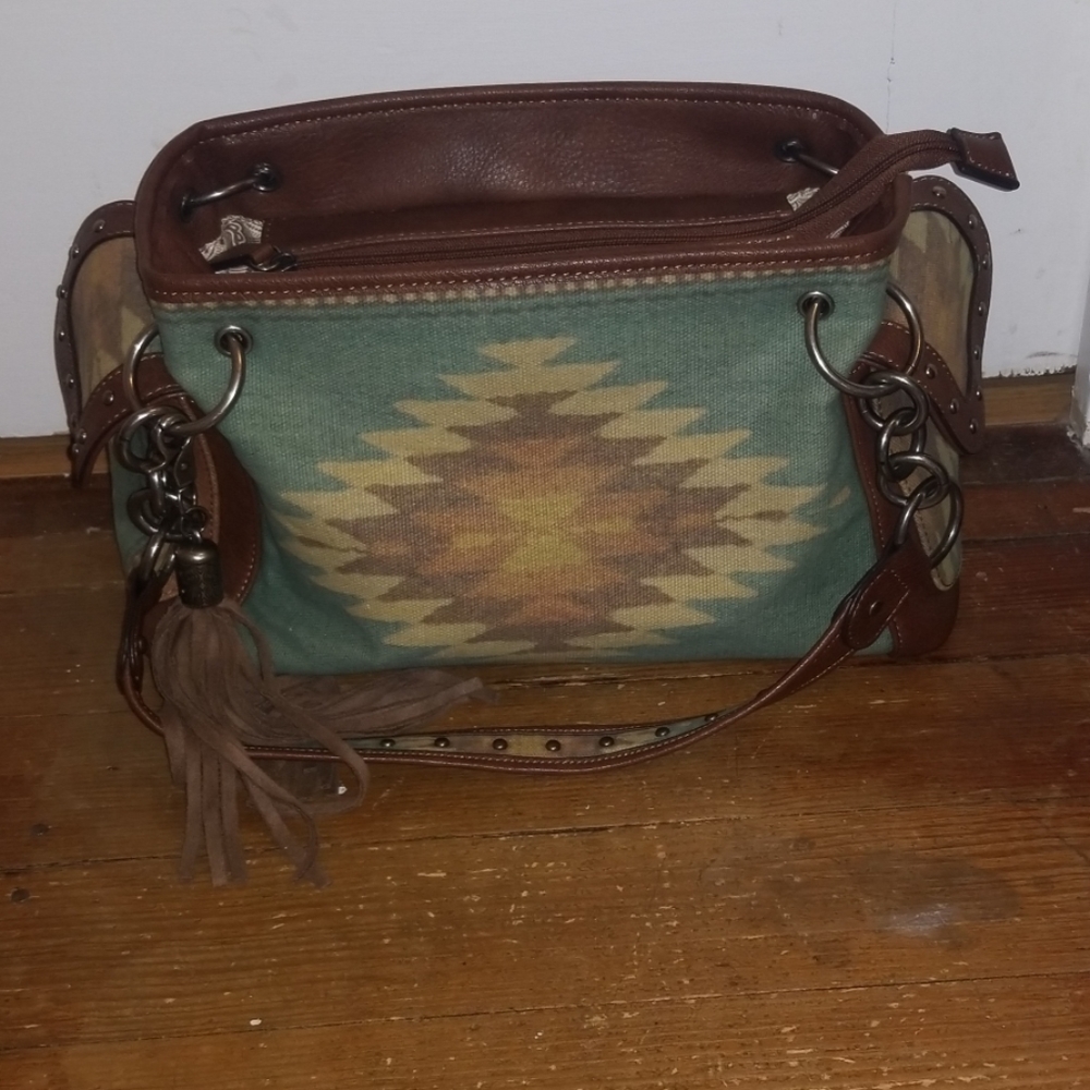Blazin Roxx Aztec Print Purse